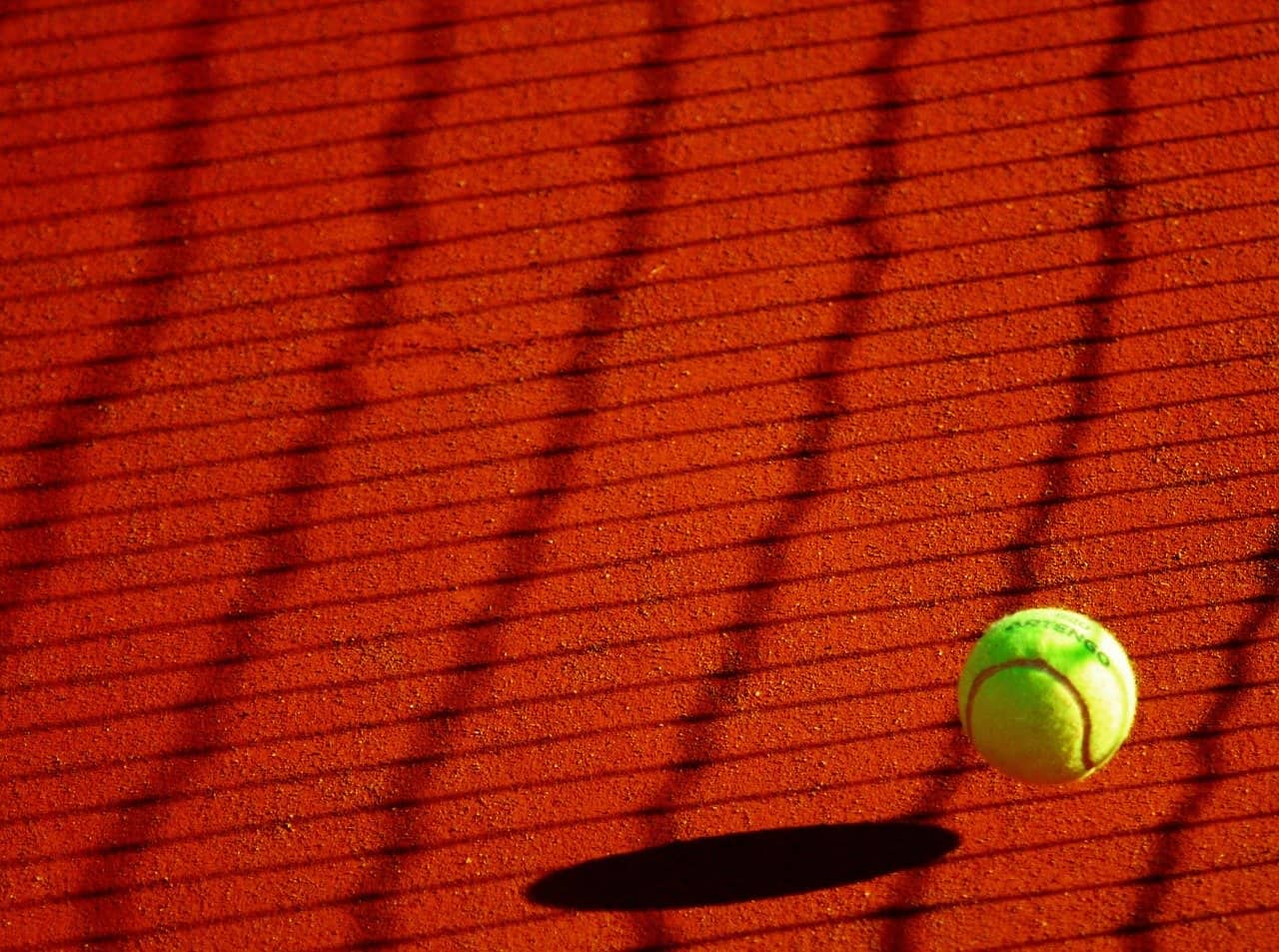 Du visar för närvarande Städdagar på Holmen tennispark